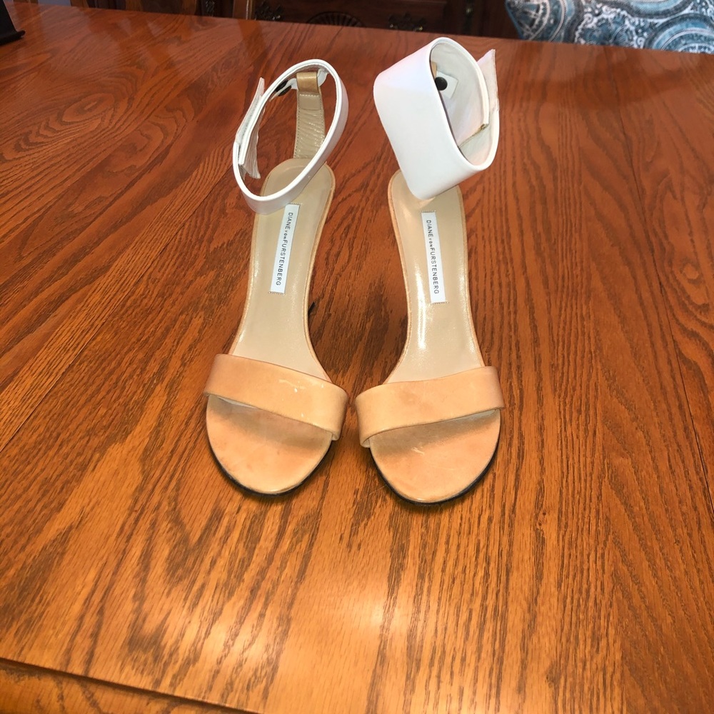 Diane VonFurstenberg Heels